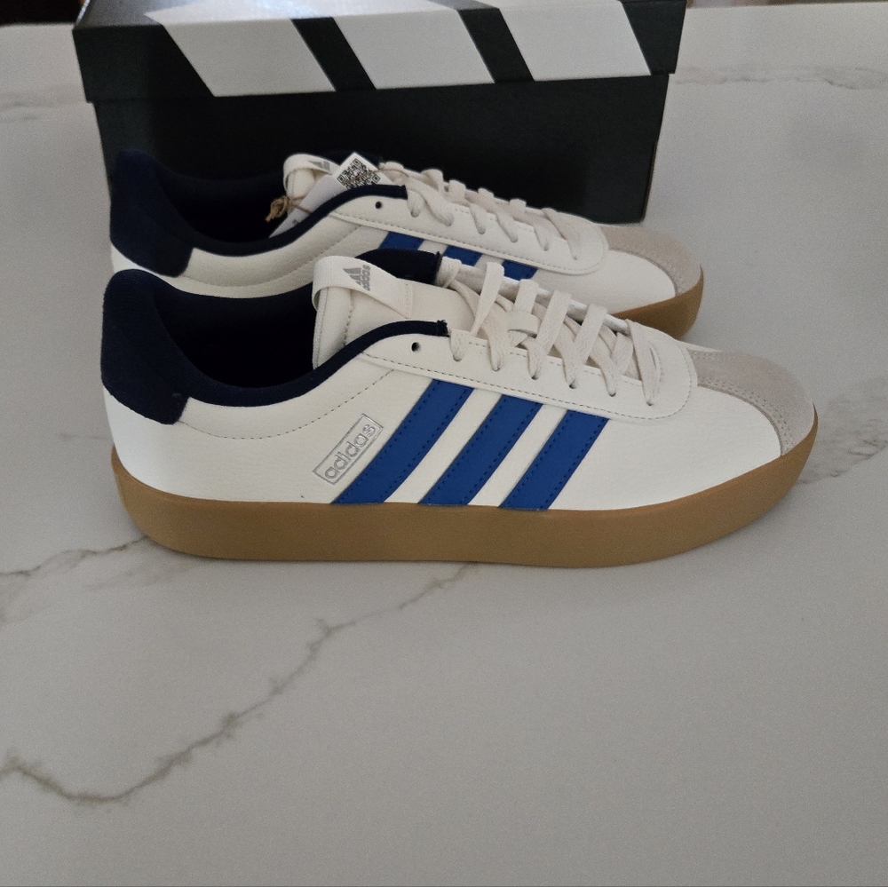 NIB Women's adidas VL Court 3.0 Shoes - Picture 2 of 7